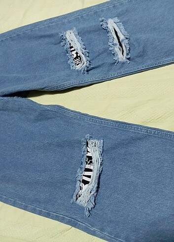 40 Beden mavi Renk Mavi Jean yırtmaçlı pantolon