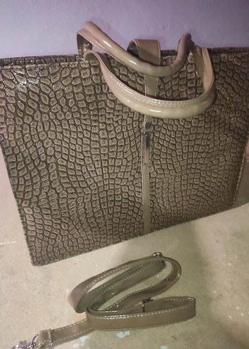 Kroko Desenli Damla Askılı Şık Evrak Çantası - Görsel 2