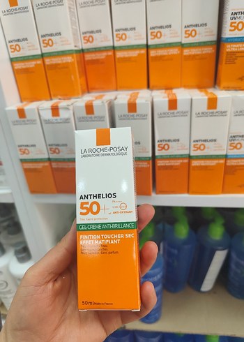 La Roche-Posay Anthelios SPF 50+ Matlaştırıcı Jel Krem - Görsel 4