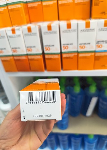 La Roche-Posay Anthelios SPF 50+ Matlaştırıcı Jel Krem - Görsel 3