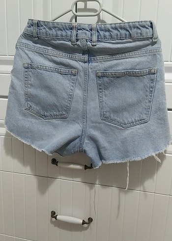 34 Beden Kadın Açık Mavi Bol Kesim Mini Denim Şort