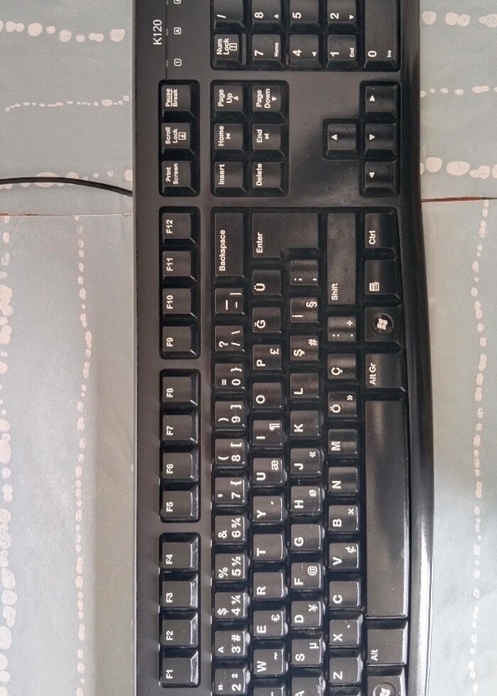 Logitech klavye - Görsel 2