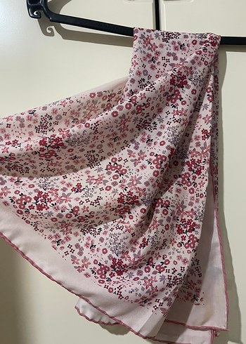 Pembe Gri Çiçek Desenli Bohem Kadın Şal