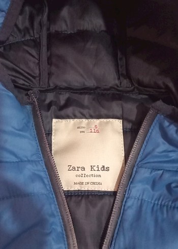 Koyu Mavi Kapüşonlu Erkek Çocuk Mont - Görsel 3