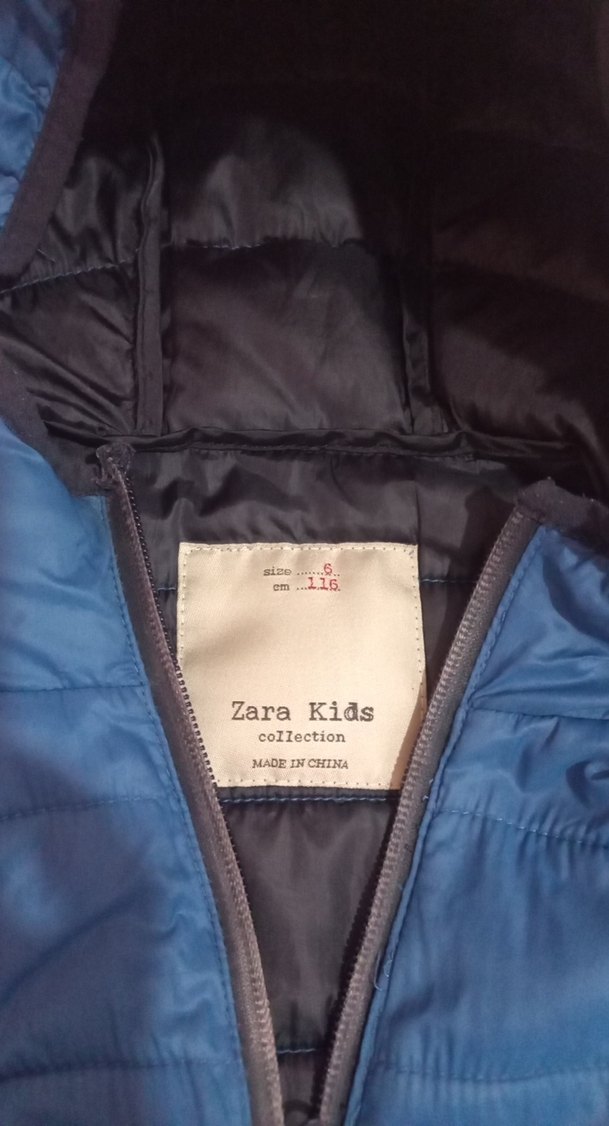 Koyu Mavi Kapüşonlu Erkek Çocuk Mont - Görsel 3