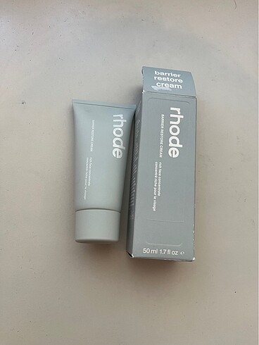 Diğer Rhode barrier restore cream