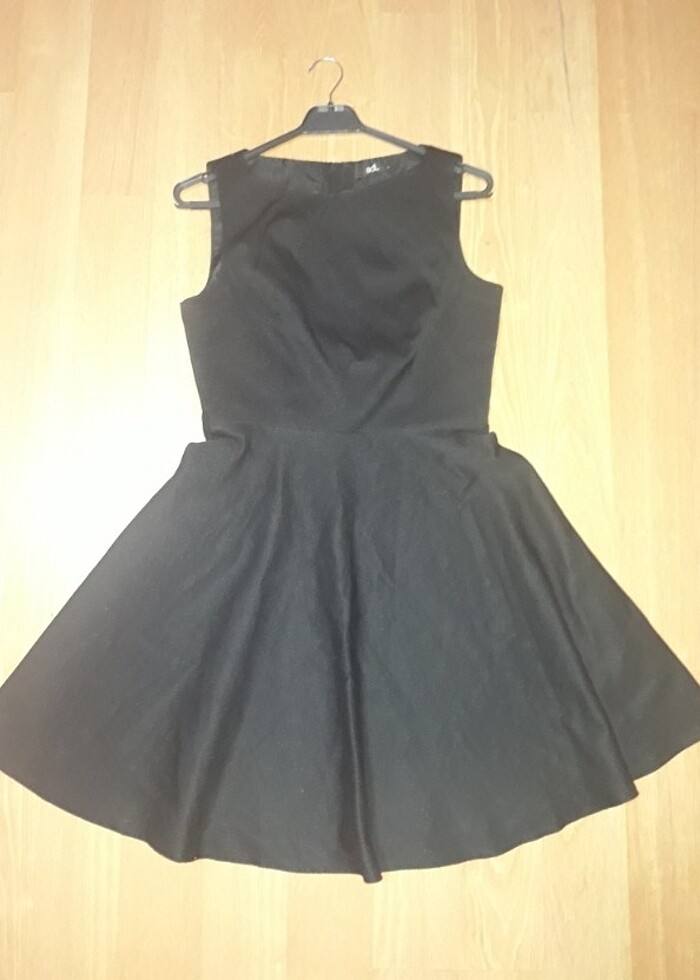 Siyah sıfır kol elbise - Görsel 2