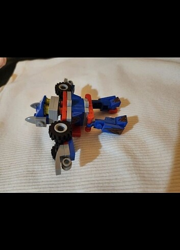 Beden LEGO 2 IN 1 ROBOT VE ARABA 66 PARÇA