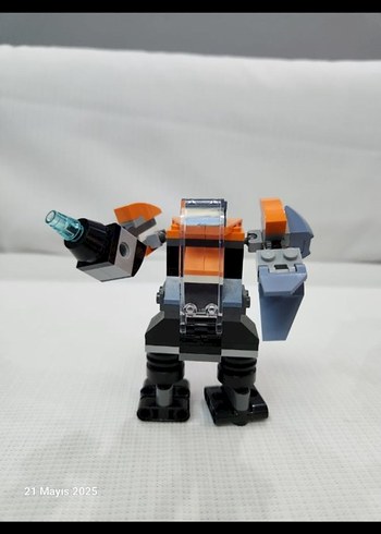 Beden Renk LEGO31111 SİBER INSANSIZ HAVA ARACI 3IN1