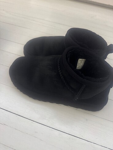 38 Beden Ugg ultra mini 38 no