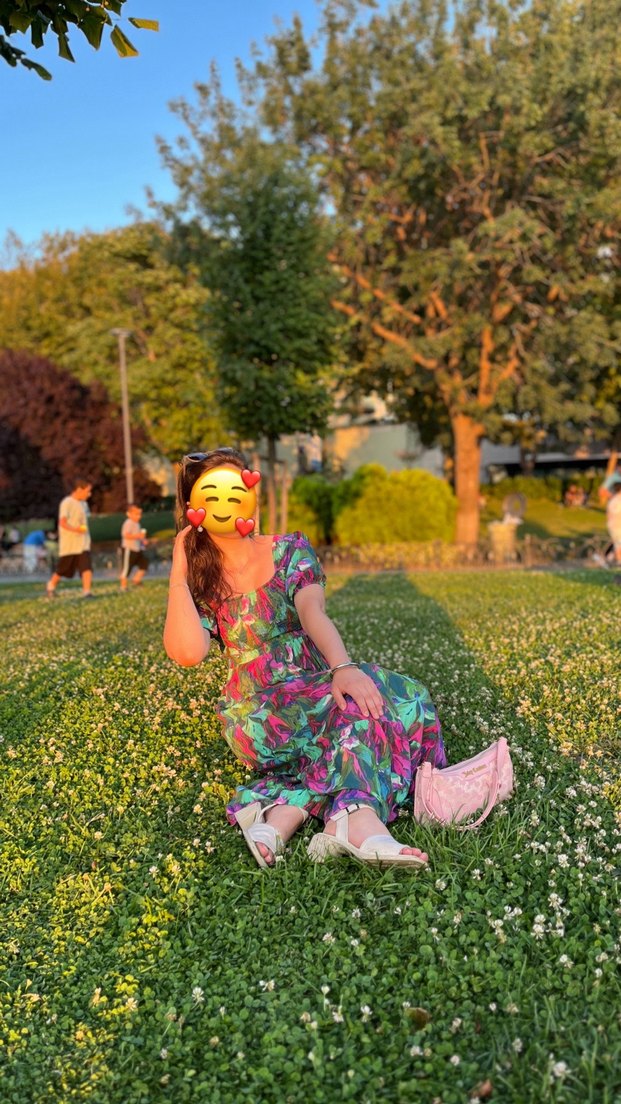 Çiçek Desenli Günlük Elbise - Görsel 3