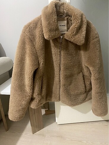 m Beden Pull Bear Peruş kürk M beden