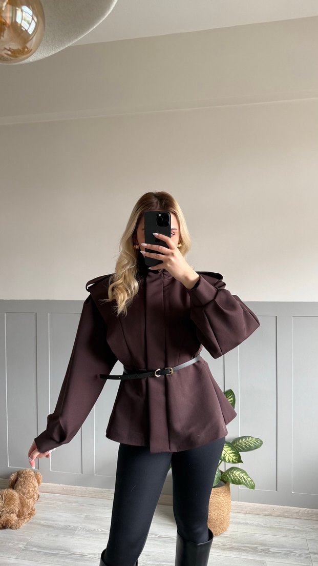 Kahverengi Kemerli Kısa Deri Kadın Ceket - Görsel 3