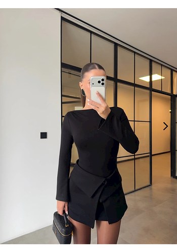 Parçalı Siyah Mini Elbise - Görsel 3