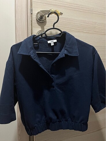 Mavi crop lakos