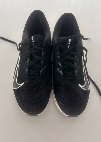 Nike Bağcıklı Erkek Spor Ayakkabı