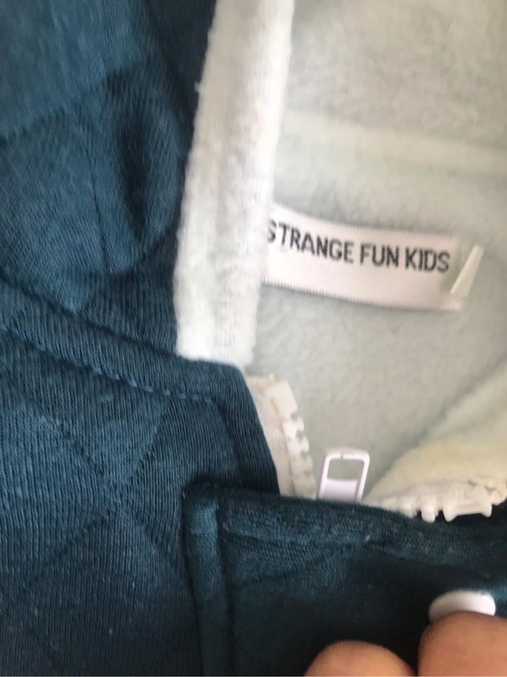 Koyu Gri Kapüşonlu Nakışlı Bebek Tulumu - Görsel 2