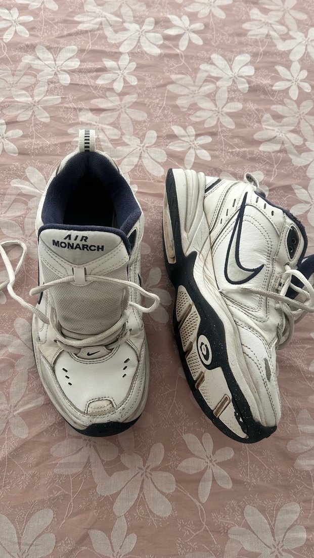 Nike Beyaz Bağcıklı düztabanlar için özel Erkek Spor Ayakkabı - Görsel 3