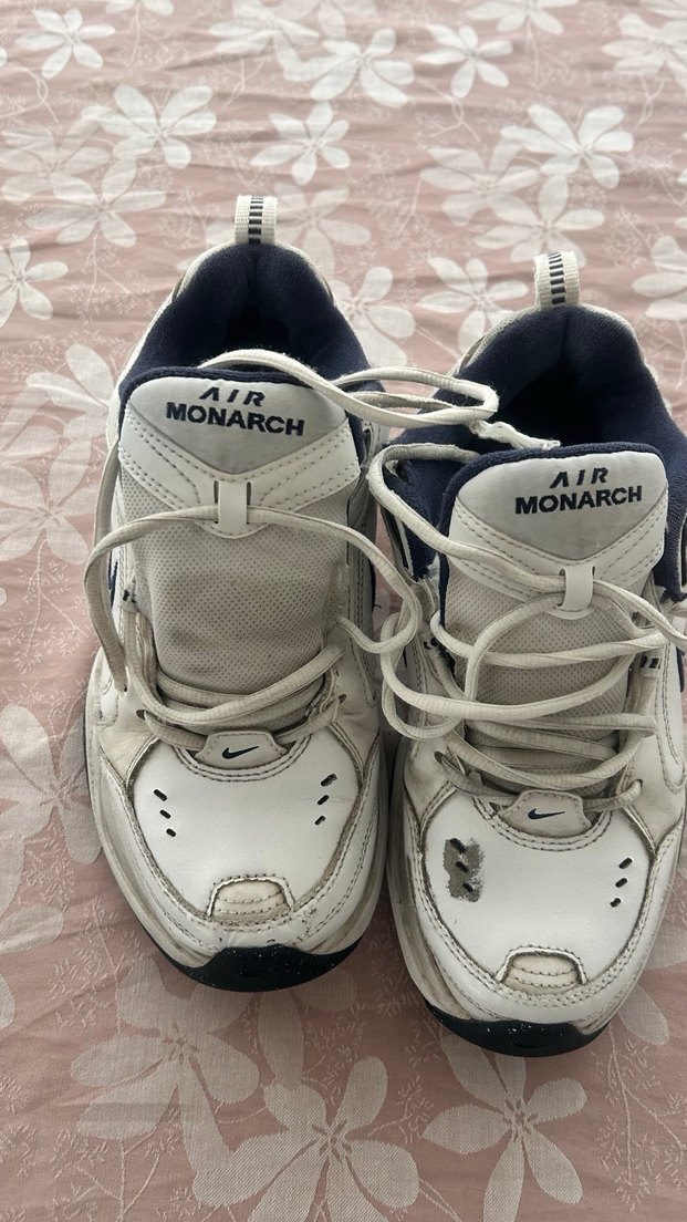 Nike Beyaz Bağcıklı düztabanlar için özel Erkek Spor Ayakkabı - Görsel 2