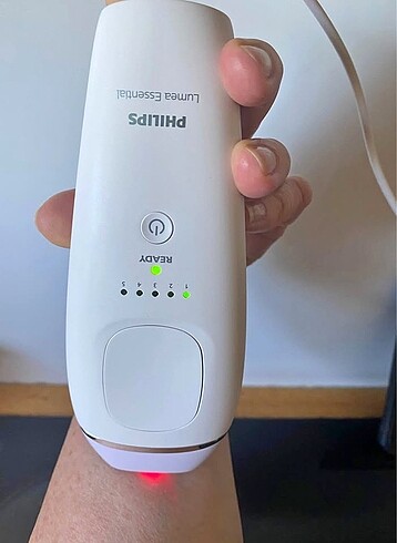 Philips Lumea Essentials Lazer Epilasyon