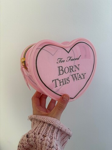 Too Faced Makyaj Çantası