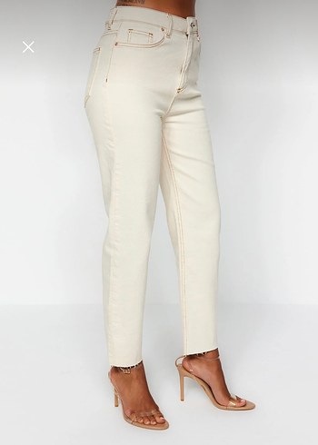 Trendyolmilla Ekru yüksek bel mom jean - Görsel 6