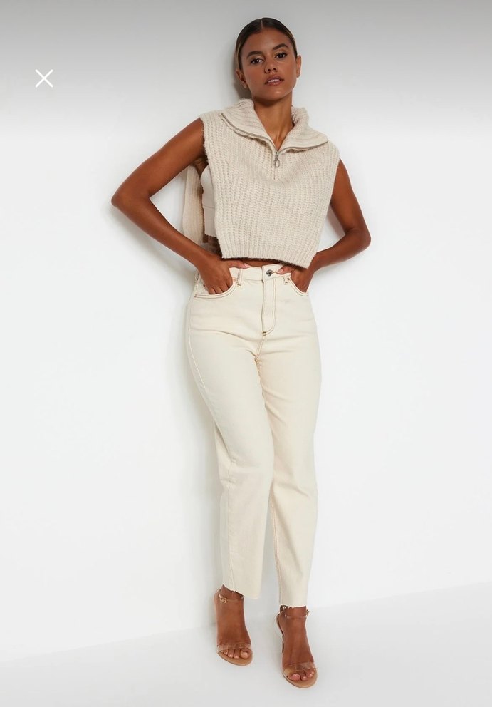 Trendyolmilla Ekru yüksek bel mom jean - Görsel 3