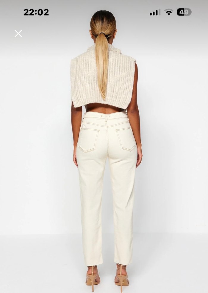 Trendyolmilla Ekru yüksek bel mom jean - Görsel 4