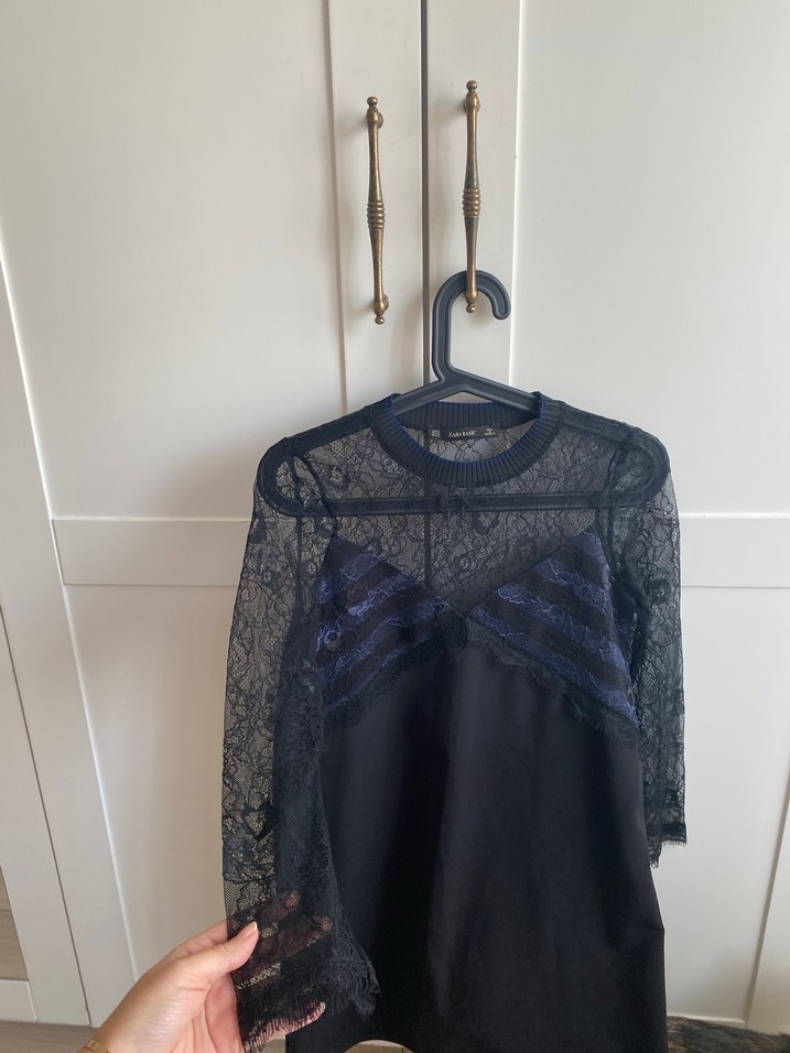 Uzun Kollu Siyah Dantel Midi Elbise - Görsel 3