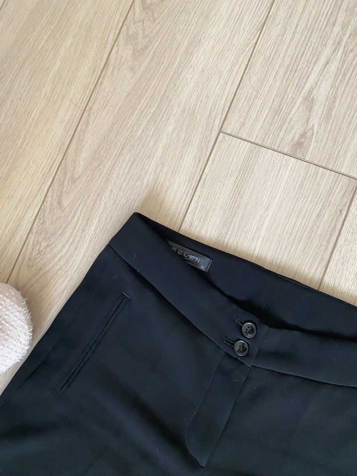 Düğmeli Siyah Kadın Kumaş Pantolon - Görsel 2