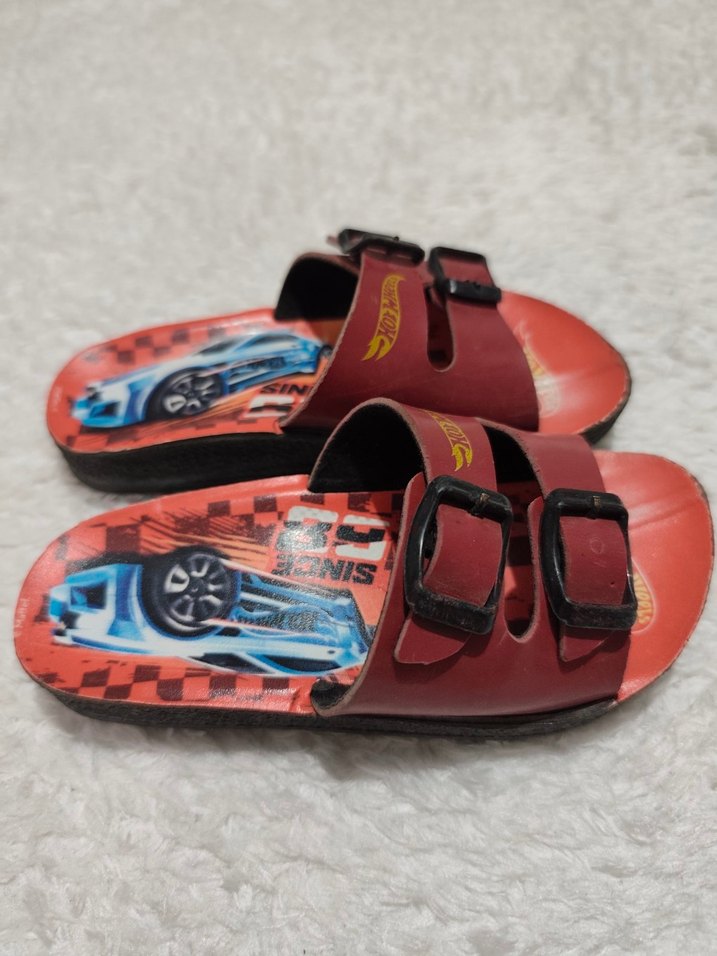 Çift Tokalı Kırmızı Hot Wheels Erkek Terlik - Görsel 3