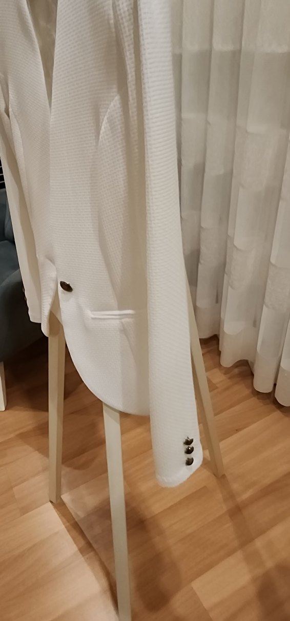 Beyaz Düğmeli Kadın Klasik Blazer Ceket - Görsel 4