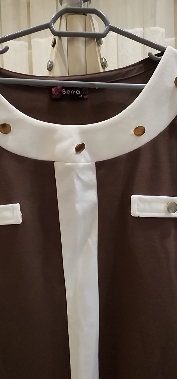 Düğmeli Kahverengi Midi Kadın Elbise - Görsel 2