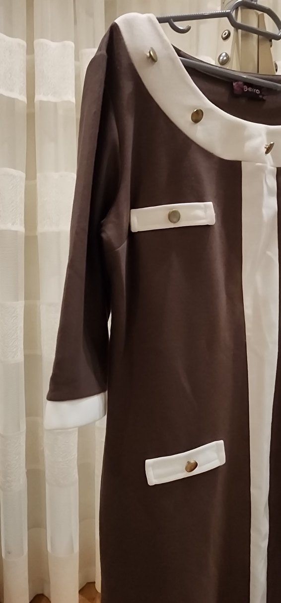 Düğmeli Kahverengi Midi Kadın Elbise - Görsel 4