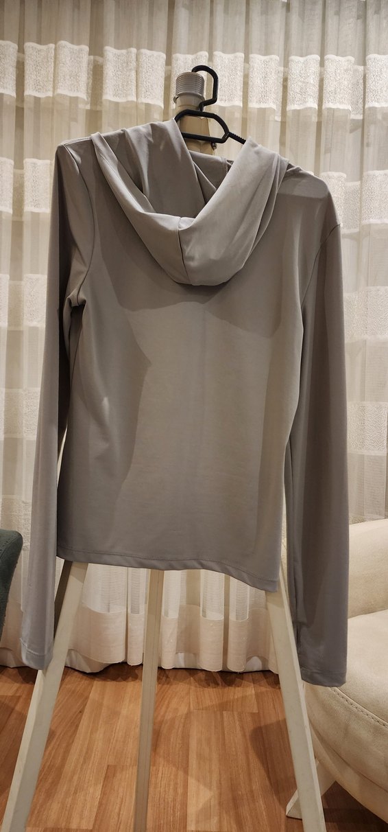 Kadın Bej Uzun Kollu Yüksek Yaka kapüşonlu spor bluz - Görsel 4