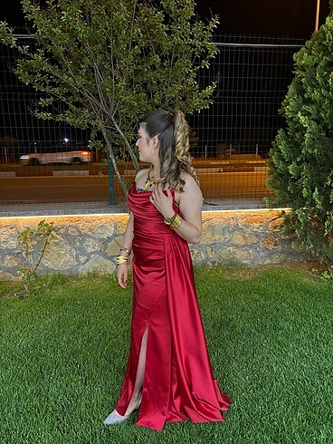 Diğer 3 kere giydim 