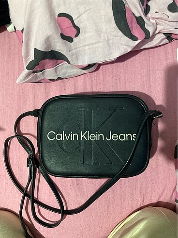 Calven klein çanta
