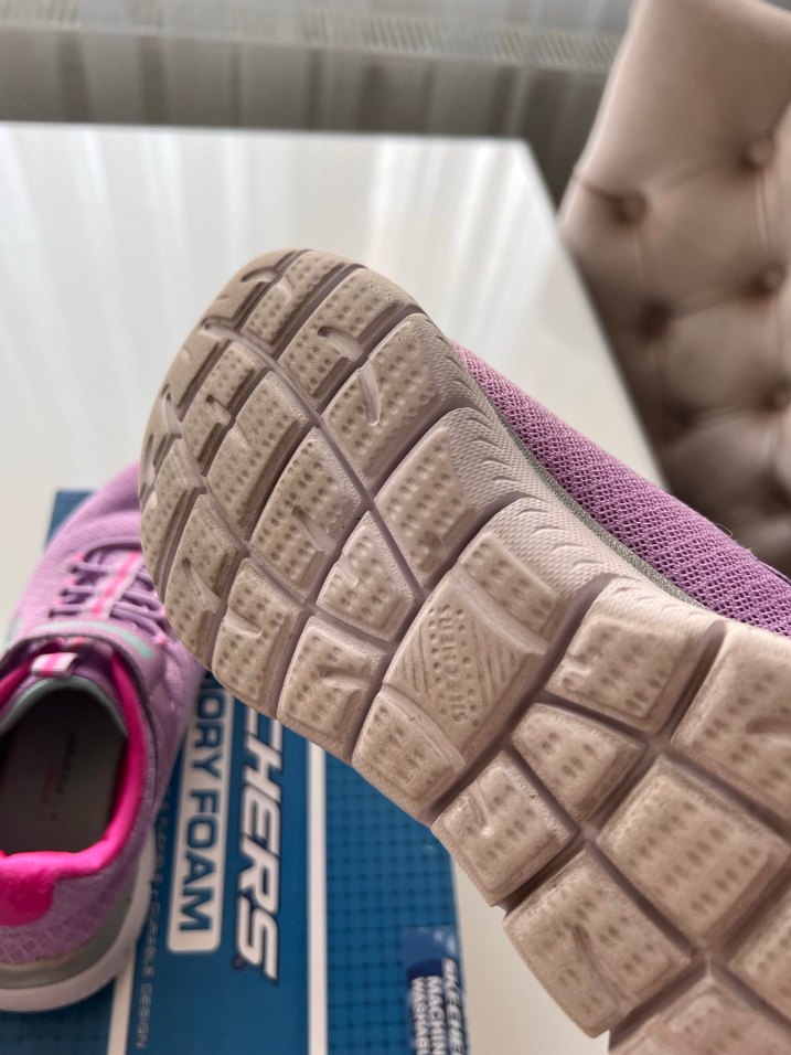 Kız Çocukları İçin Pembe Spor Ayakkabı - Görsel 4