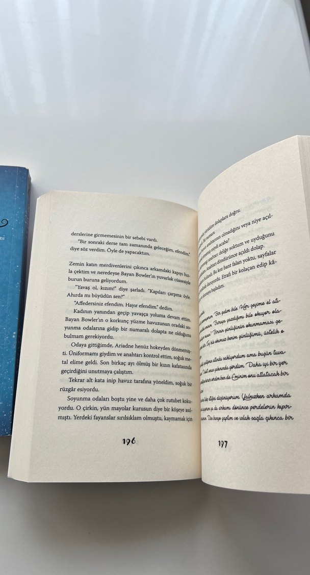 Scarlet ve Ivy Roman Seti - 2 Kitap - Görsel 3