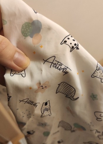 Uzun Kollu Baskılı Bebek Önlüğü - Görsel 4