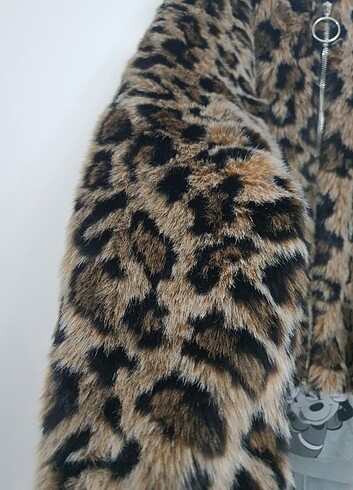 s Beden çeşitli Renk Bershka leopar kürk