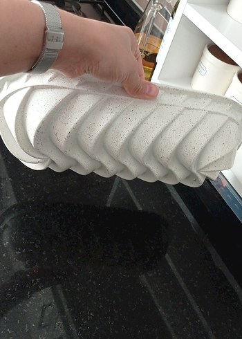 Beyaz Gri Dalga Desenli Kek Kalıbı - Görsel 4