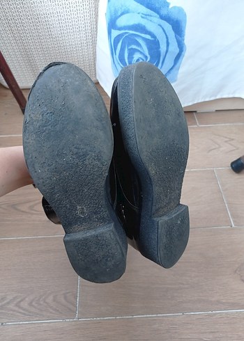 Parlak Siyah Rugan Topuklu Gotik Kadın Botları - Görsel 3