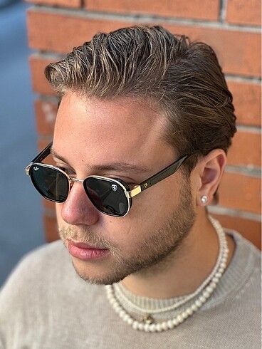 Rayban X Ferrari
