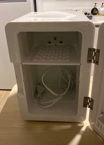 Led ışıklı taşınabilir soğuk sıcak ayarlı mini buzdolabı - Görsel 2