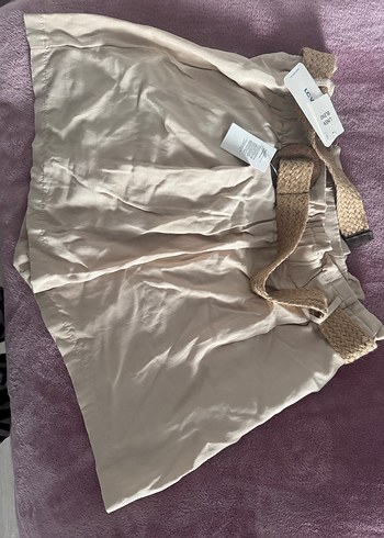 Kemerli Bej Keten Mini Şort - Görsel 2