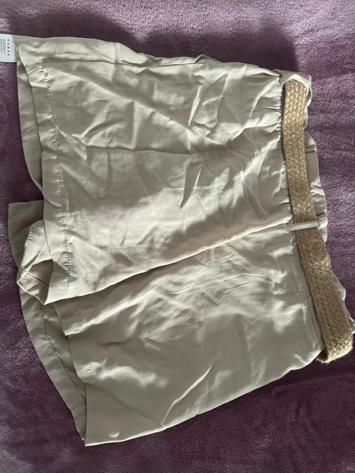 Kemerli Bej Keten Mini Şort - Görsel 4