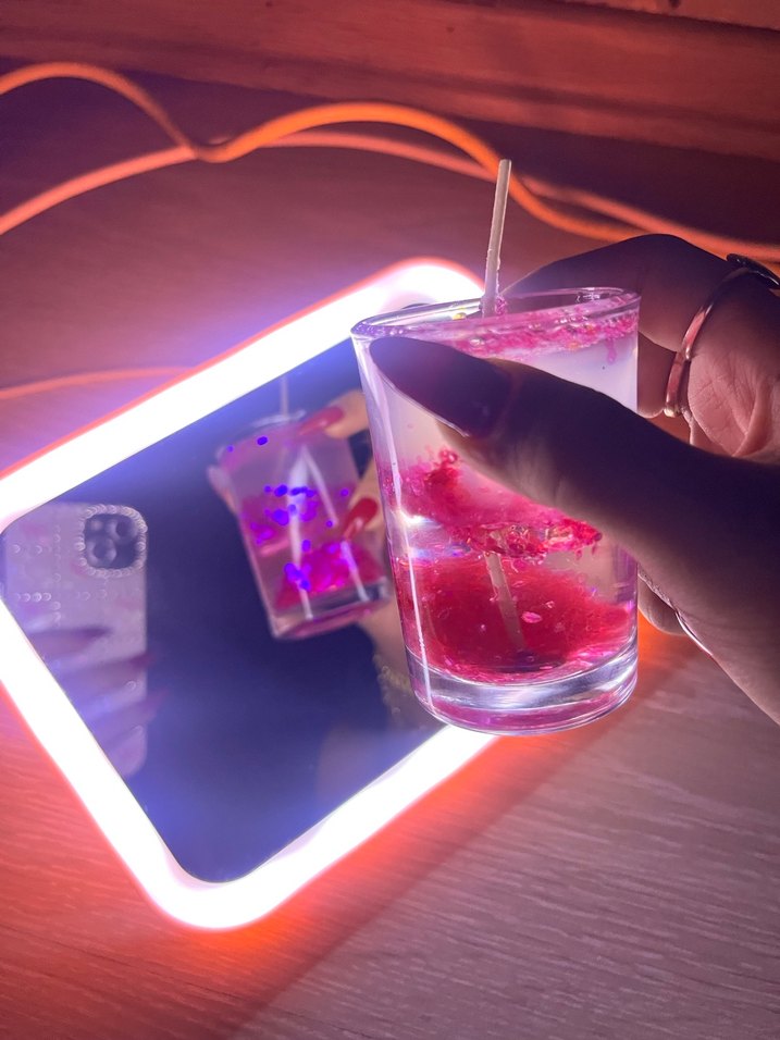 Renkli Pembe Jel Mum - Görsel 2