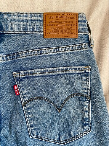 Levis jean