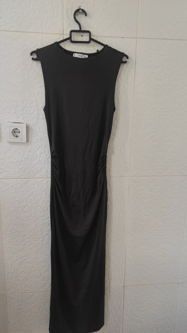 Siyah Uzun Elbise  Arka Yırtmaçlı - Görsel 3